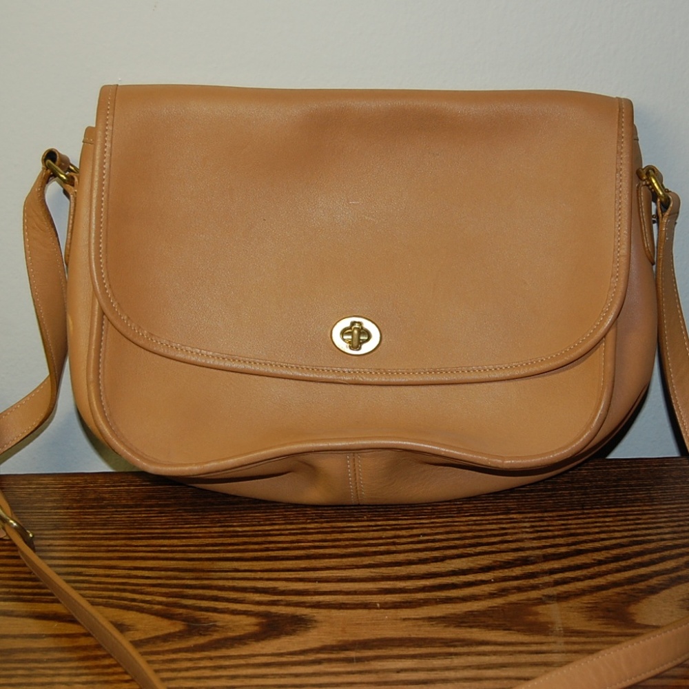 Vintage tan leather Coach bag